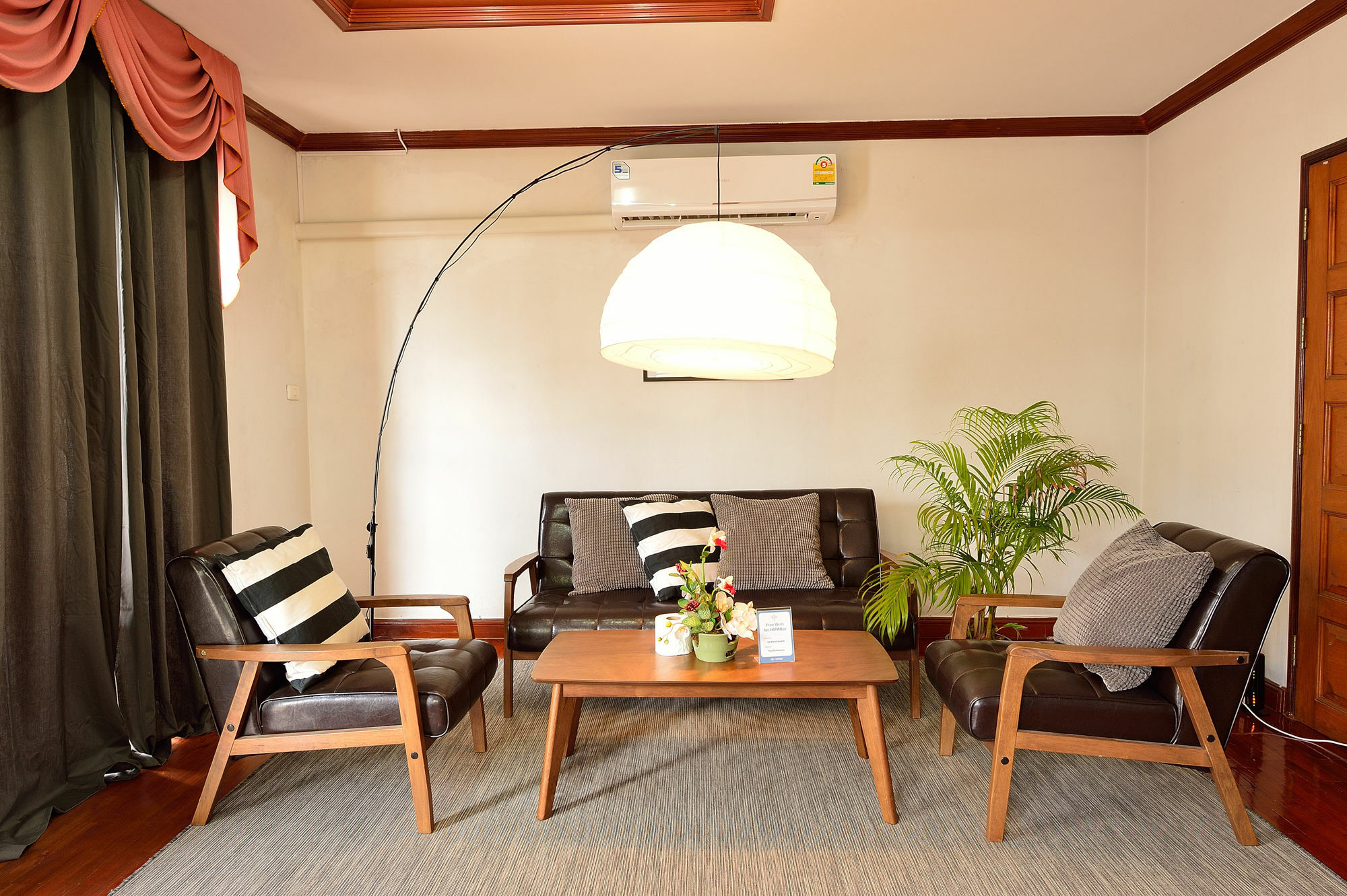 Lost And Found Bed And Breakfast Bangkok Luaran gambar