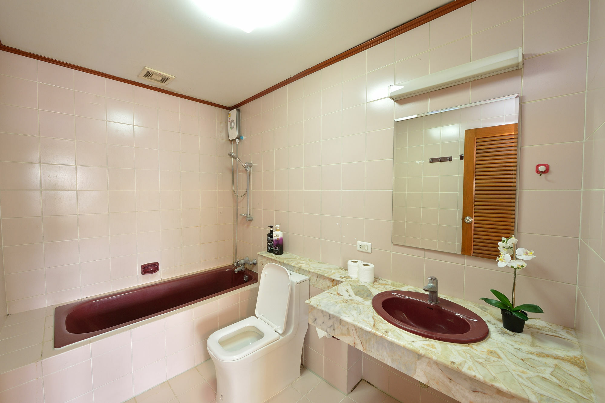 Lost And Found Bed And Breakfast Bangkok Luaran gambar